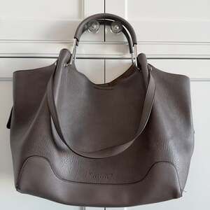 Sondra Roberts Squared Grey Vegan Leather Handbag Purse Tote